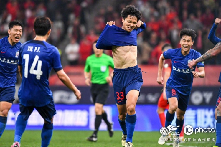 天博体育平台官网-转折点！上海申花内部沟通；NBA常规赛今晚攻防权衡；目标明确；年轻球员得到机会